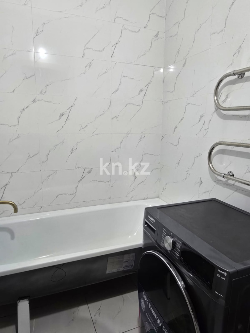 Продажа 2-комнатной квартиры, 69.1 м² в Усть-Каменогорске - фото 11