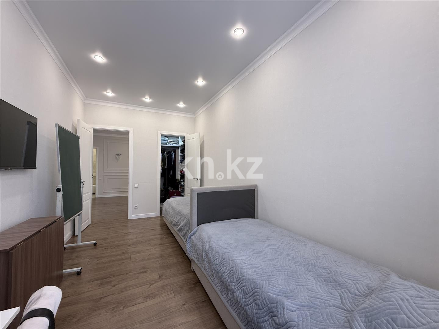 Продажа 3-комнатной квартиры, 90 м² в Караганде - фото 9