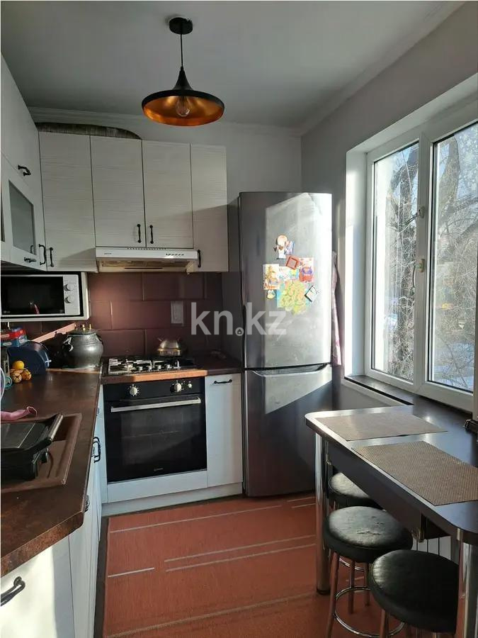 Продажа 3-комнатной квартиры, 61 м², ул. Макатаева, дом  196 в Алматы - фото 3