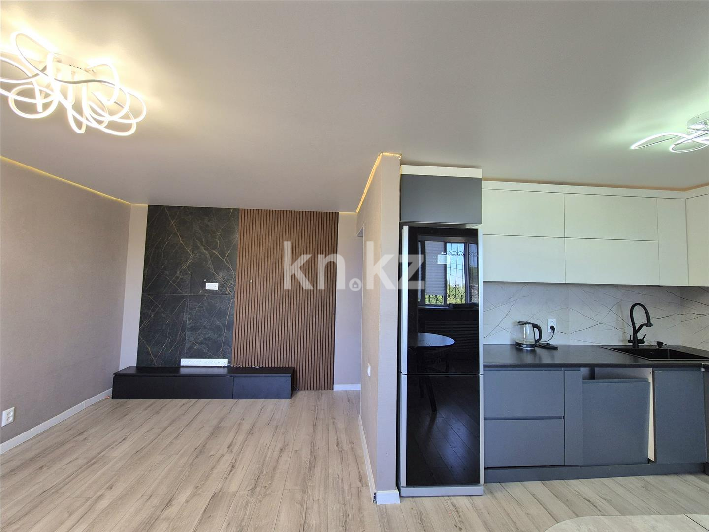 Продажа 3-комнатной квартиры, 74 м², мкр-н 8 в Темиртау - фото 4