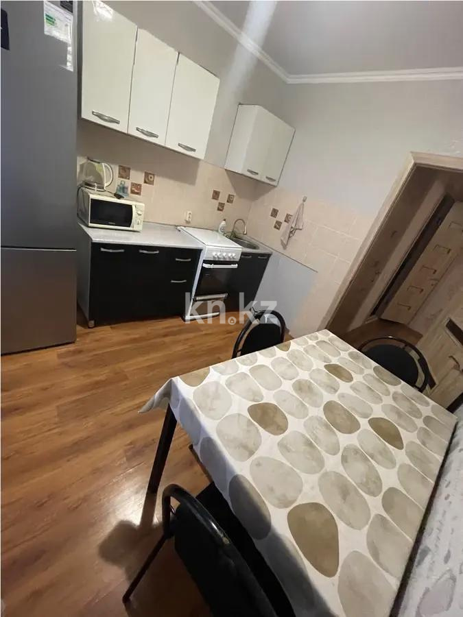 Продажа 2-комнатной квартиры, 53 м², мкр-н Гульдер-1, дом  3 в Караганде - фото 3