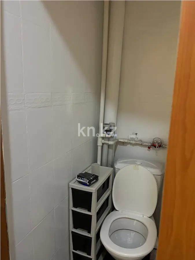 Продажа 2-комнатной квартиры, 45 м², мкр-н 16, дом  27 в Караганде - фото 6