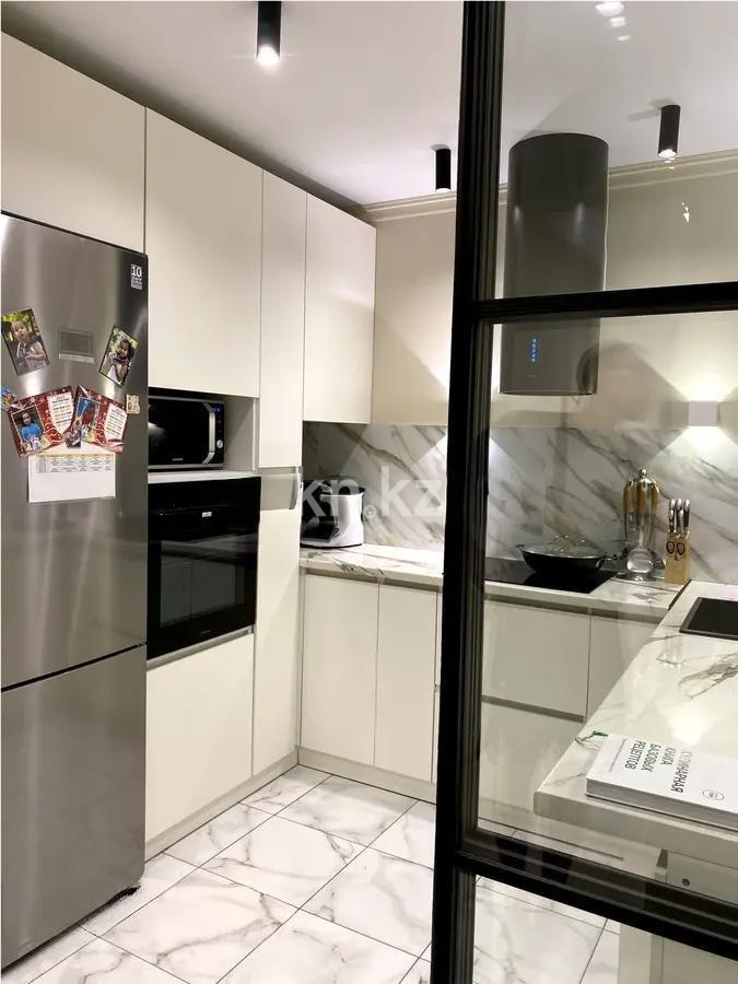 Продажа 3-комнатной квартиры, 75 м², ул. Толе би, дом  189/3 в Алматы - фото 4