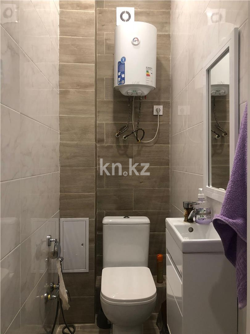 Продажа 3-комнатной квартиры, 100 м², ул. Муканова, дом  53/8 в Караганде - фото 16