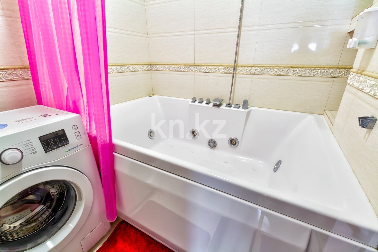 Аренда 1-комнатной квартиры посуточно, 50 м² в Астане - фото 8
