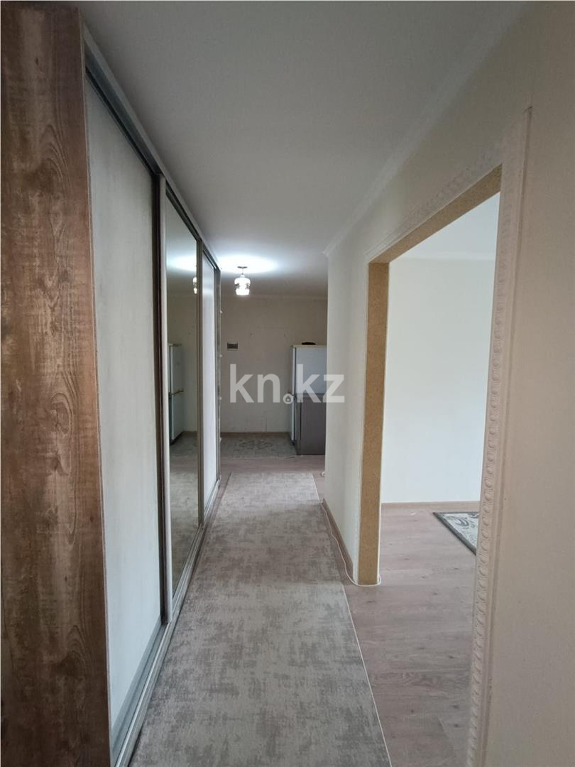 Продажа 2-комнатной квартиры, 60 м², ул. Жургенова в Астане - фото 10