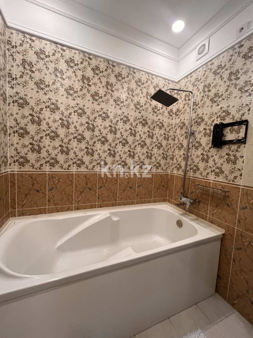 Продажа 1-комнатной квартиры, 55 м² в Алматы - фото 3