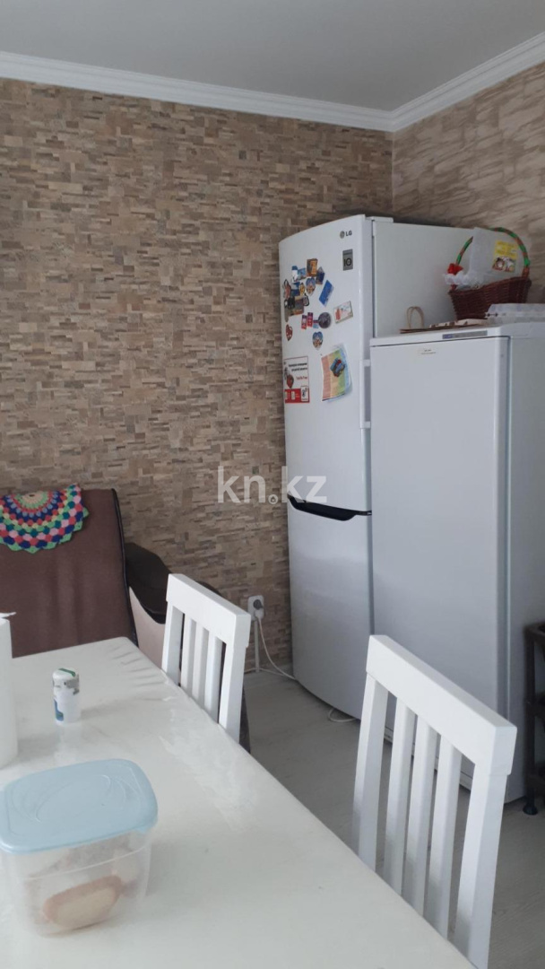 Продажа 5-комнатной квартиры, 119 м², ул. Аманжолова, дом  69 в Караганде - фото 4