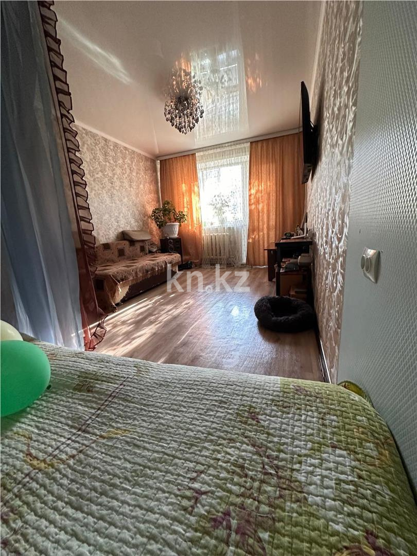 Продажа 2-комнатной квартиры, 48 м², 22 мкр. в Караганде - фото 2