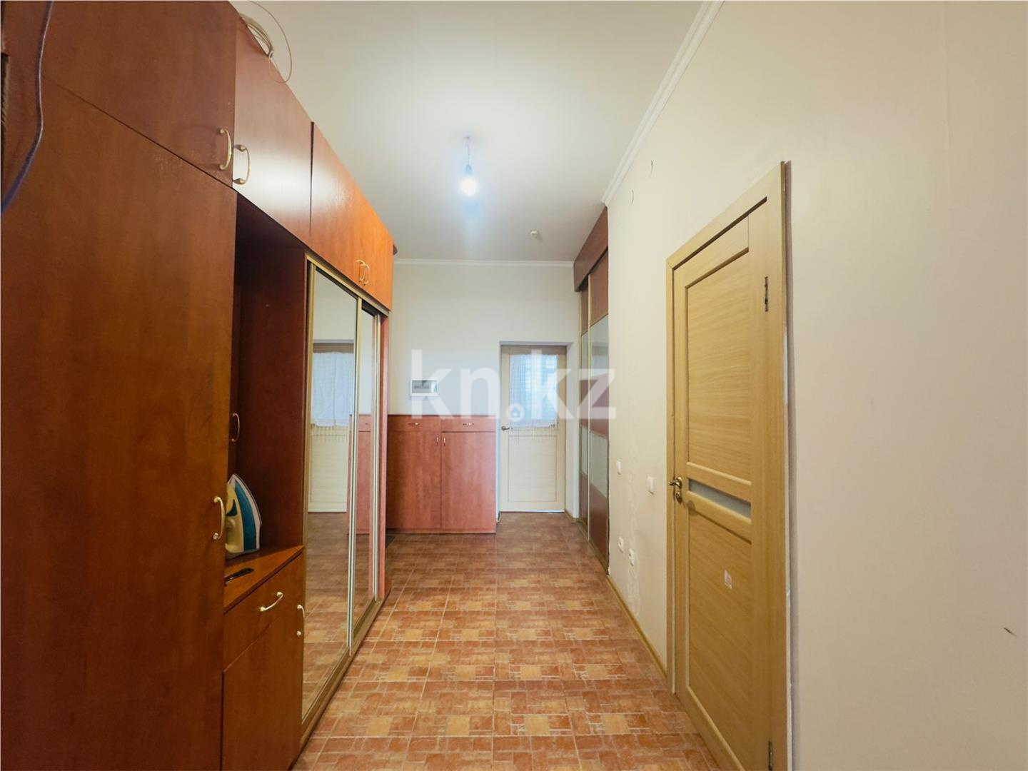 Продажа 2-комнатной квартиры, 84.6 м², ул. Кенесары в Астане - фото 8