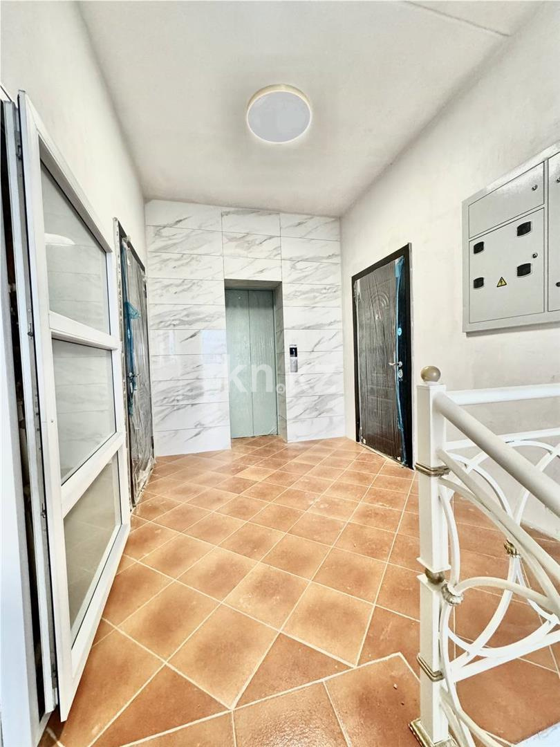 Продажа 1-комнатной квартиры, 46 м², мкр. Алтын Арка в Караганде - фото 13