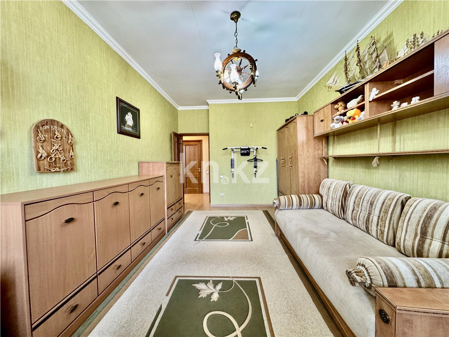 Продажа 3-комнатной квартиры, 132 м², ул. Абая, дом  5 в Караганде - фото 24