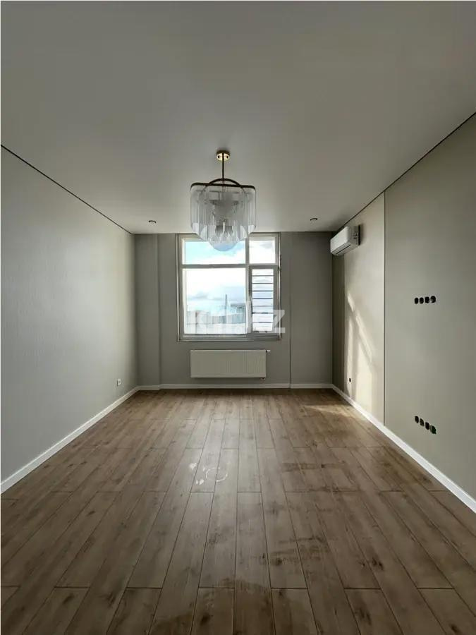 Продажа 2-комнатной квартиры, 61.72 м², ул. Нажимеденова, дом  21/1 в Астане