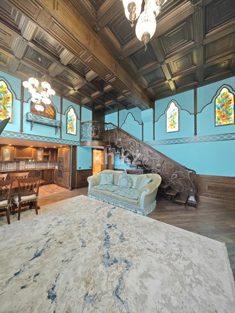 Продажа 3-комнатной квартиры, 96 м², ул. Ержанова, дом  18/6 в Караганде