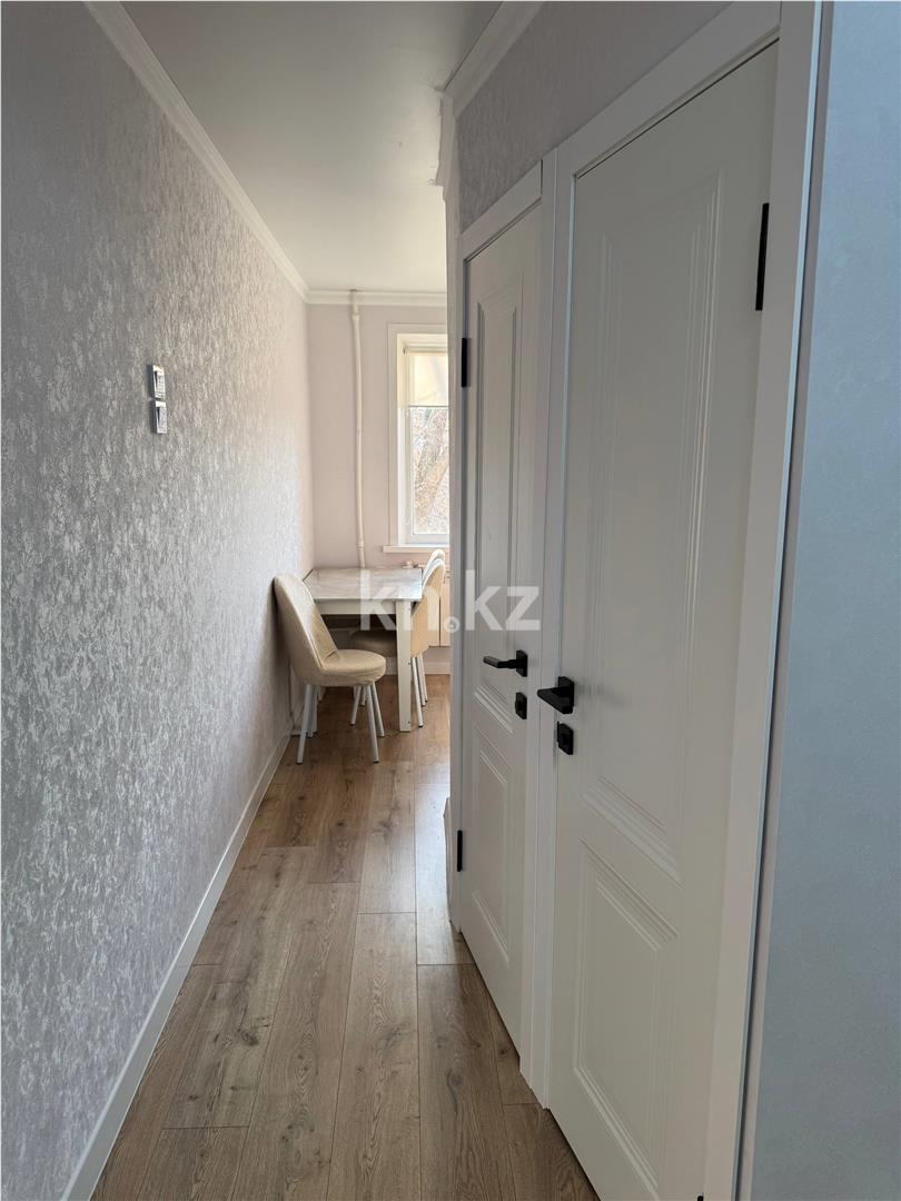 Продажа 3-комнатной квартиры, 63 м², мкр-н 23 в Караганде - фото 11