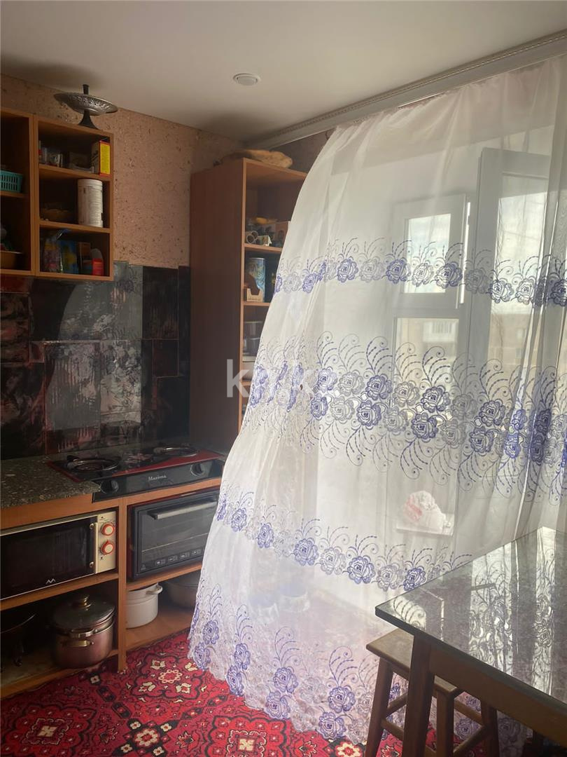 Продажа 3-комнатной квартиры, 56 м², ул. 6-й мик-н в Темиртау - фото 7