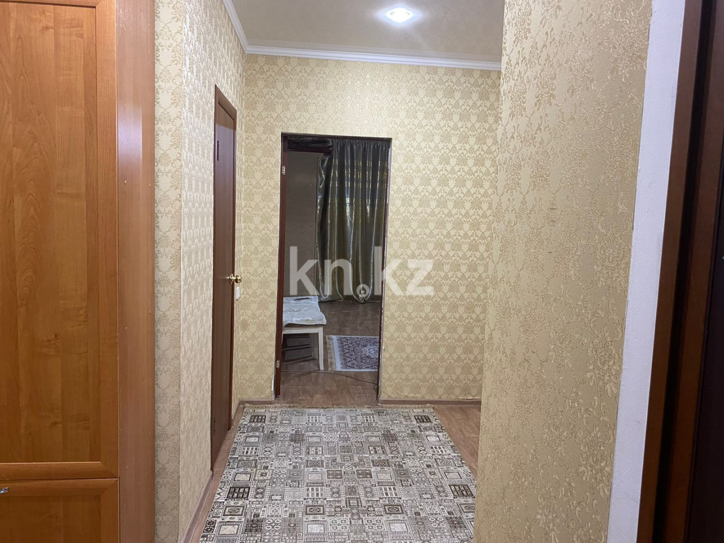 Продажа 2-комнатной квартиры, 61 м², ул. Момышулы, дом  24 в Караганде - фото 6