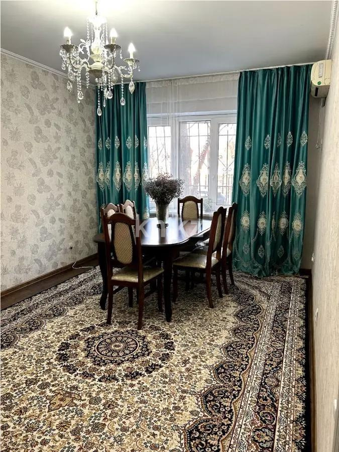 Продажа 3-комнатной квартиры, 70 м², ул. Толе би, дом  212 в Алматы