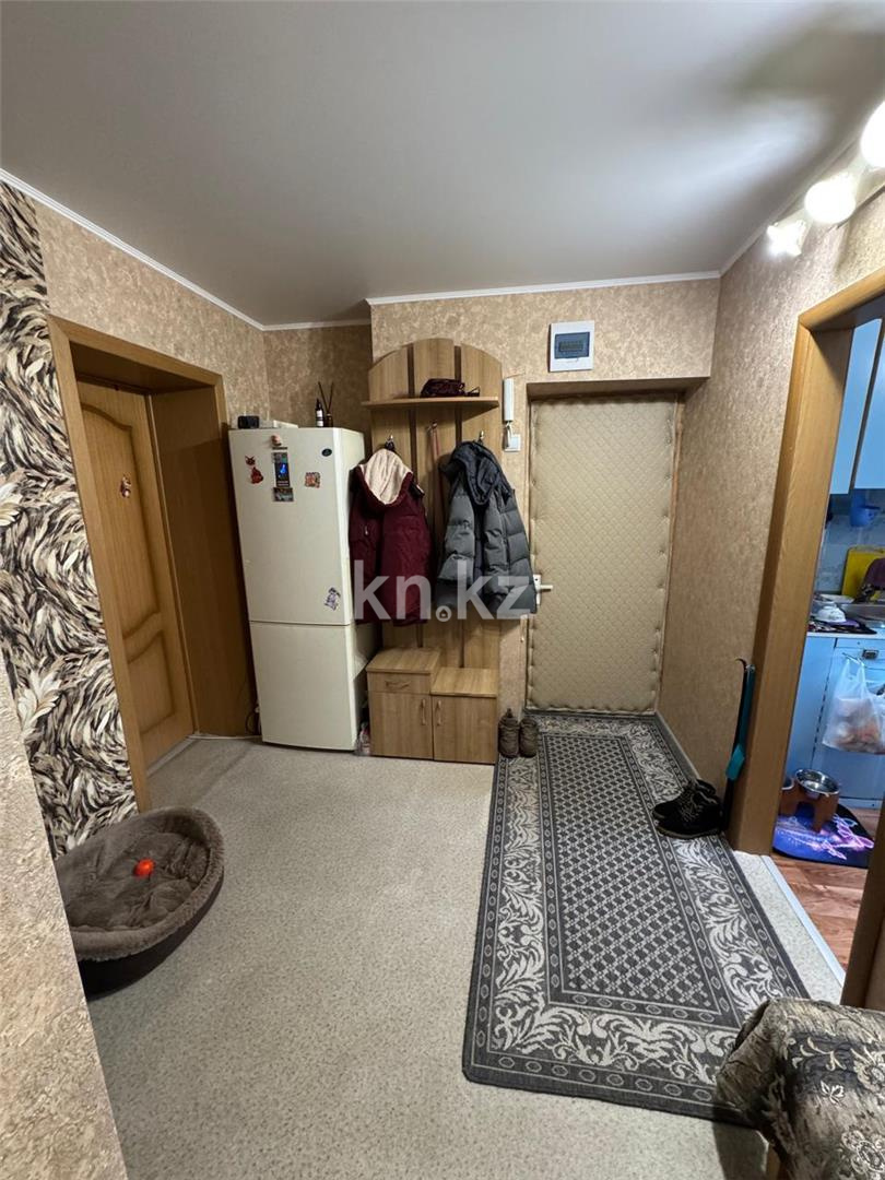 Продажа 3-комнатной квартиры, 58 м², ул. Крылова в Караганде - фото 11