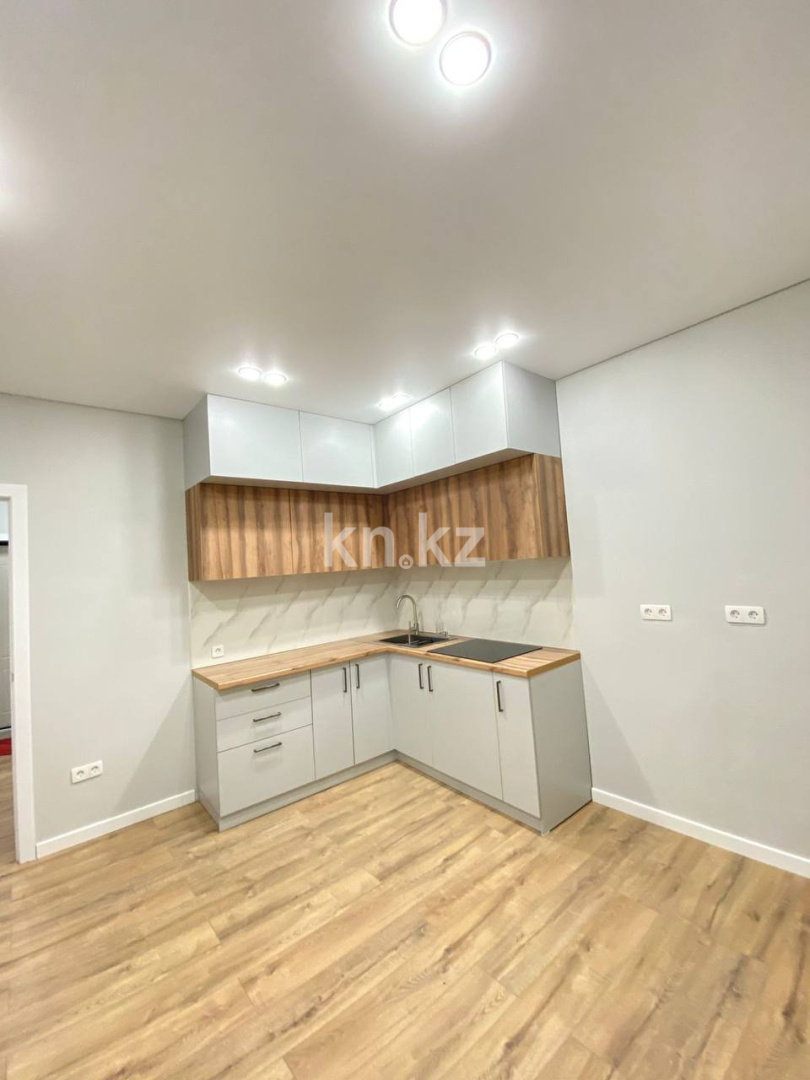 Аренда 1-комнатной квартиры, 41 м² в Астане