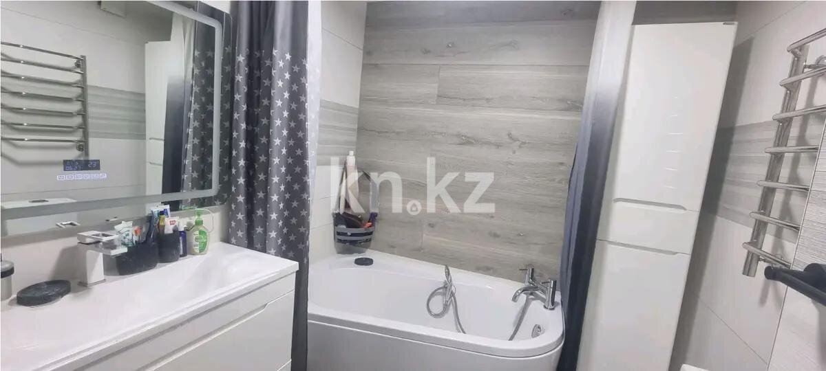 Продажа 3-комнатной квартиры, 96.7 м² в Алматы - фото 5