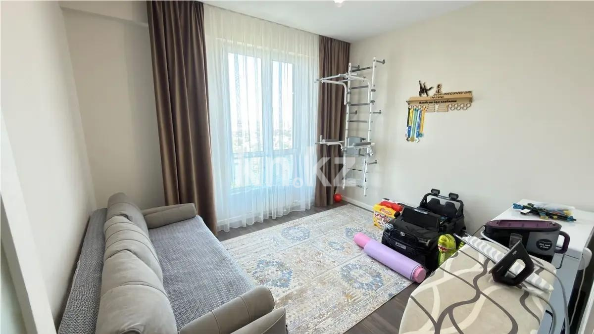 Продажа 4-комнатной квартиры, 102 м² в Алматы