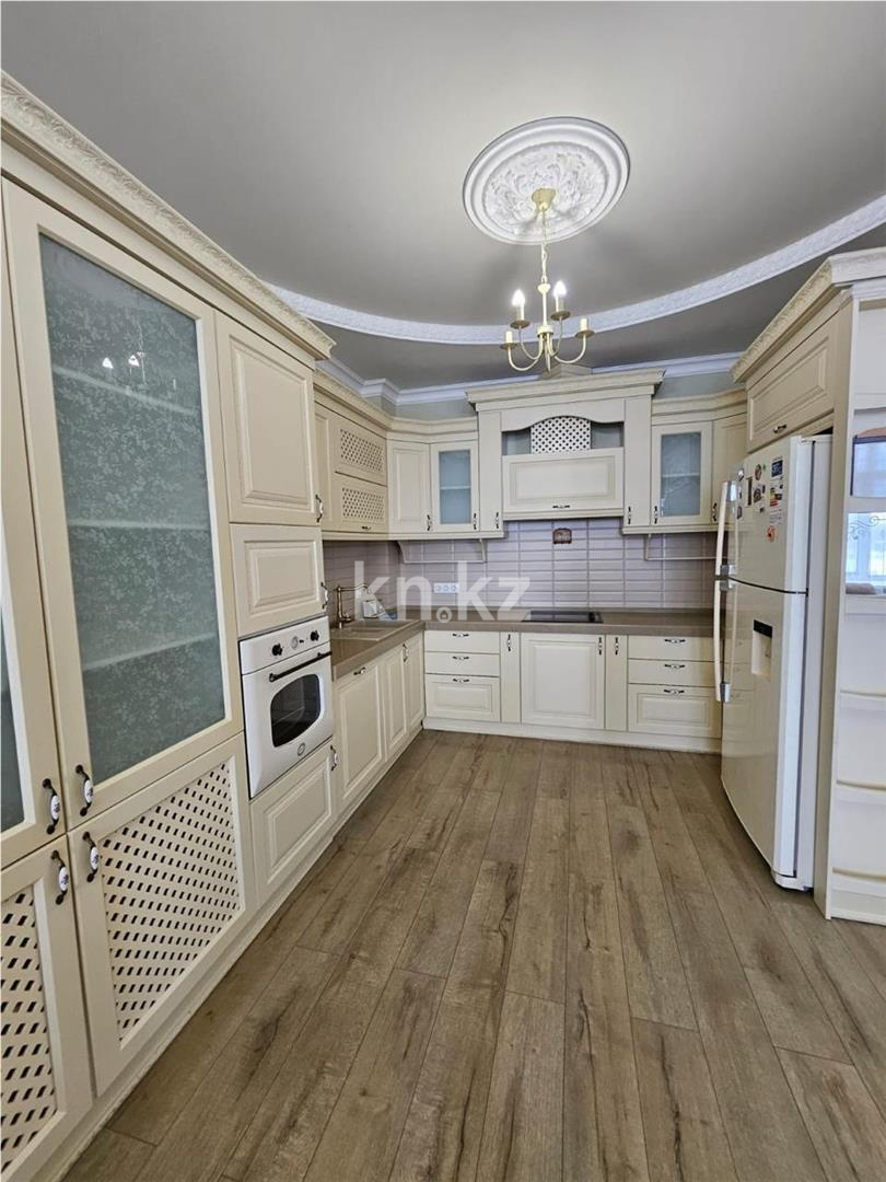 Продажа 5-комнатной квартиры, 147 м², ул. Ботаническая, дом  12/1 в Караганде - фото 8