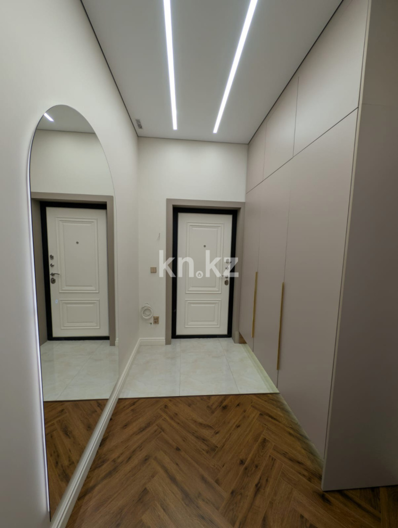 Продажа 2-комнатной квартиры, 80.3 м² в Уральске - фото 25