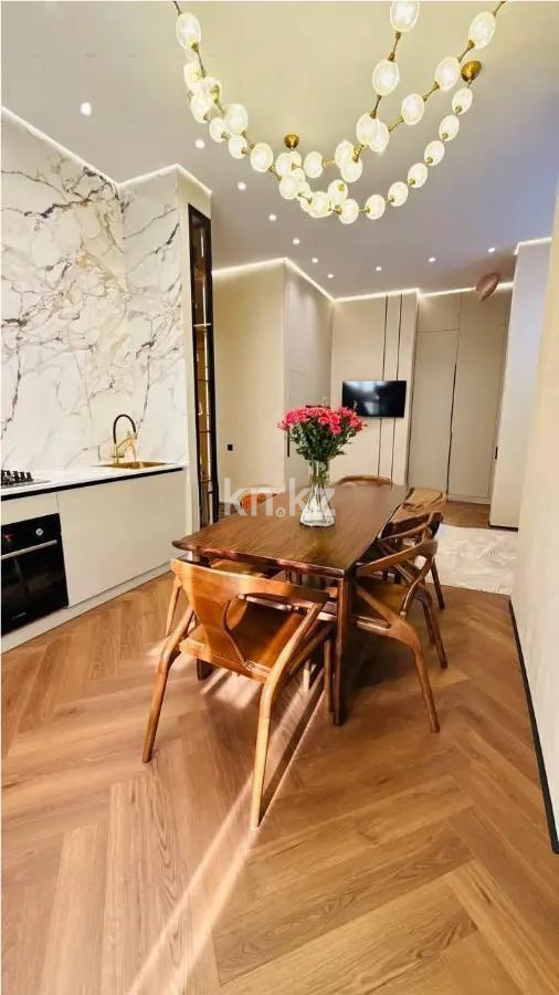 Продажа 2-комнатной квартиры, 83 м² в Алматы - фото 4