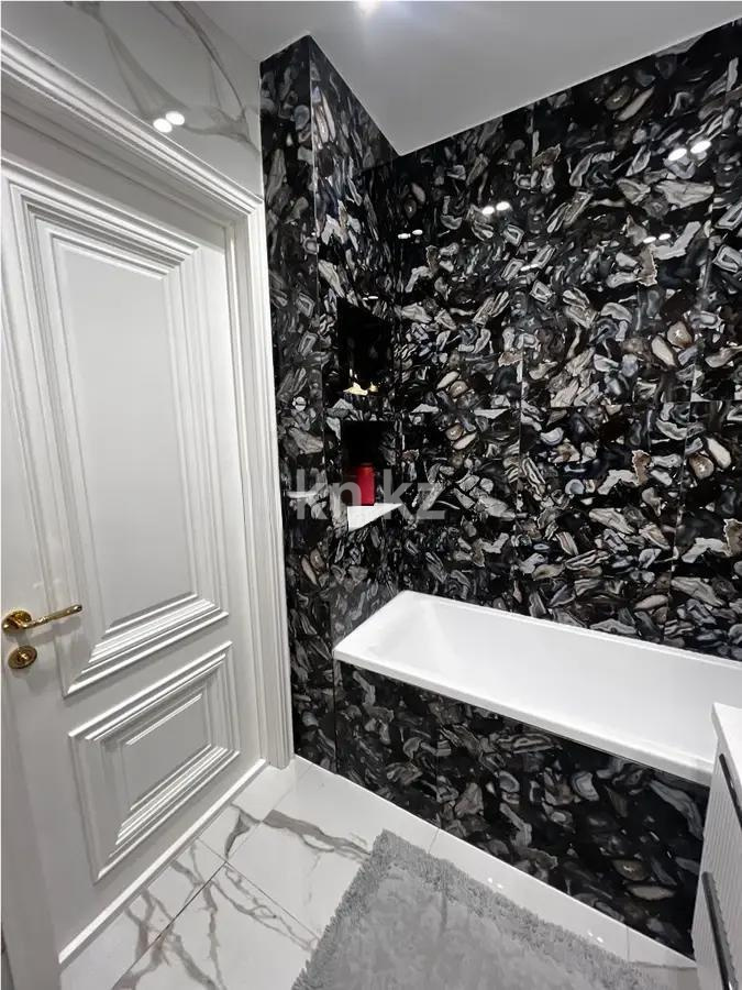 Продажа 2-комнатной квартиры, 70 м², пр. Туран, дом  52/1 в Астане - фото 8