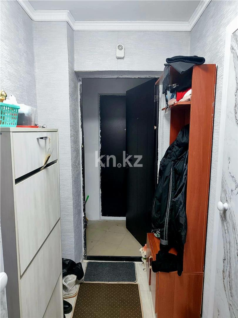 Продажа 1-комнатной квартиры, 37 м², ул. Ашимова, дом  26 в Караганде - фото 12