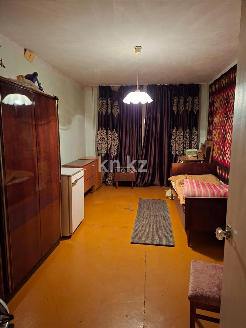 Продажа 2-комнатной квартиры, 47 м², ул. Университетская в Караганде - фото 3