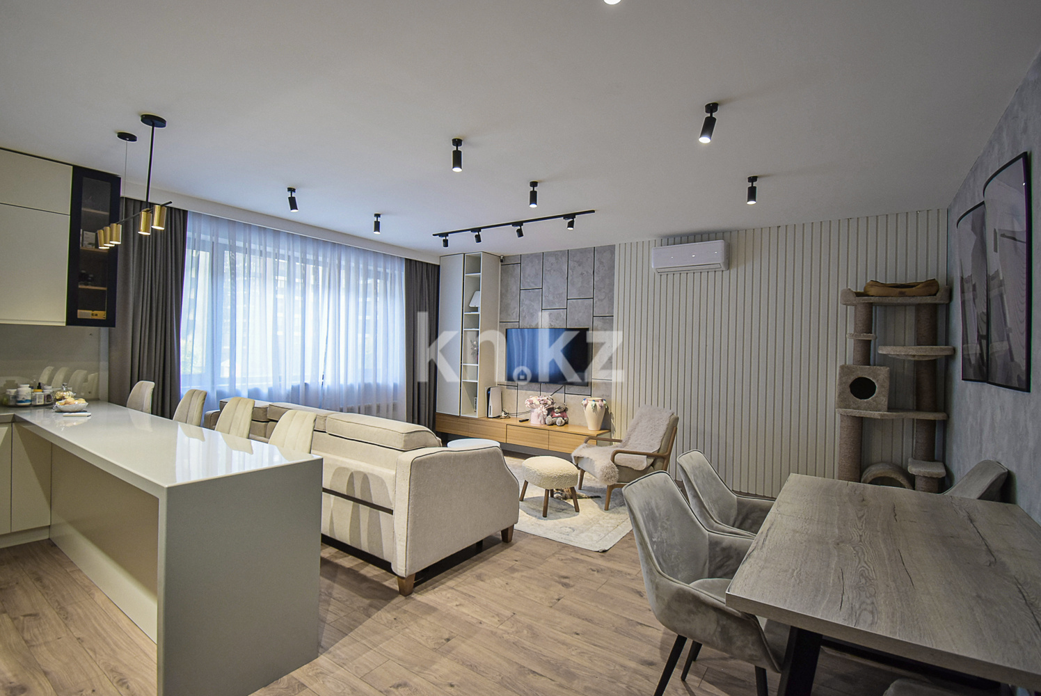Продажа 3-комнатной квартиры, 138 м² в Алматы