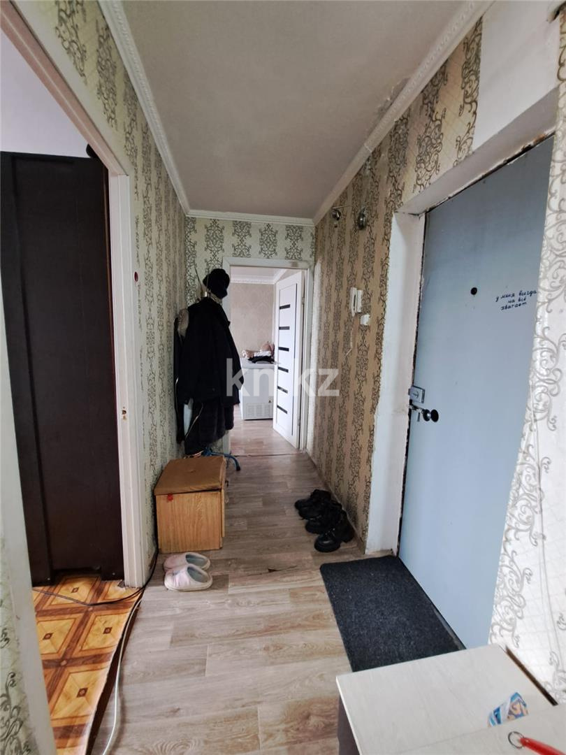 Продажа 2-комнатной квартиры, 43 м², мкр-н 17 в Караганде - фото 8