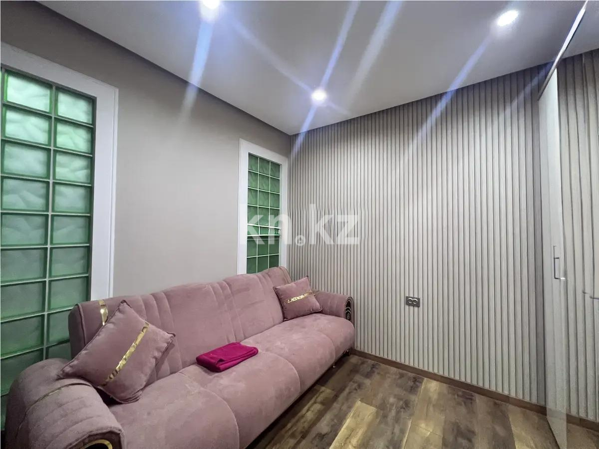 Продажа 2-комнатной квартиры, 68 м², ул. Шаляпина, дом  1/18 в Алматы - фото 2