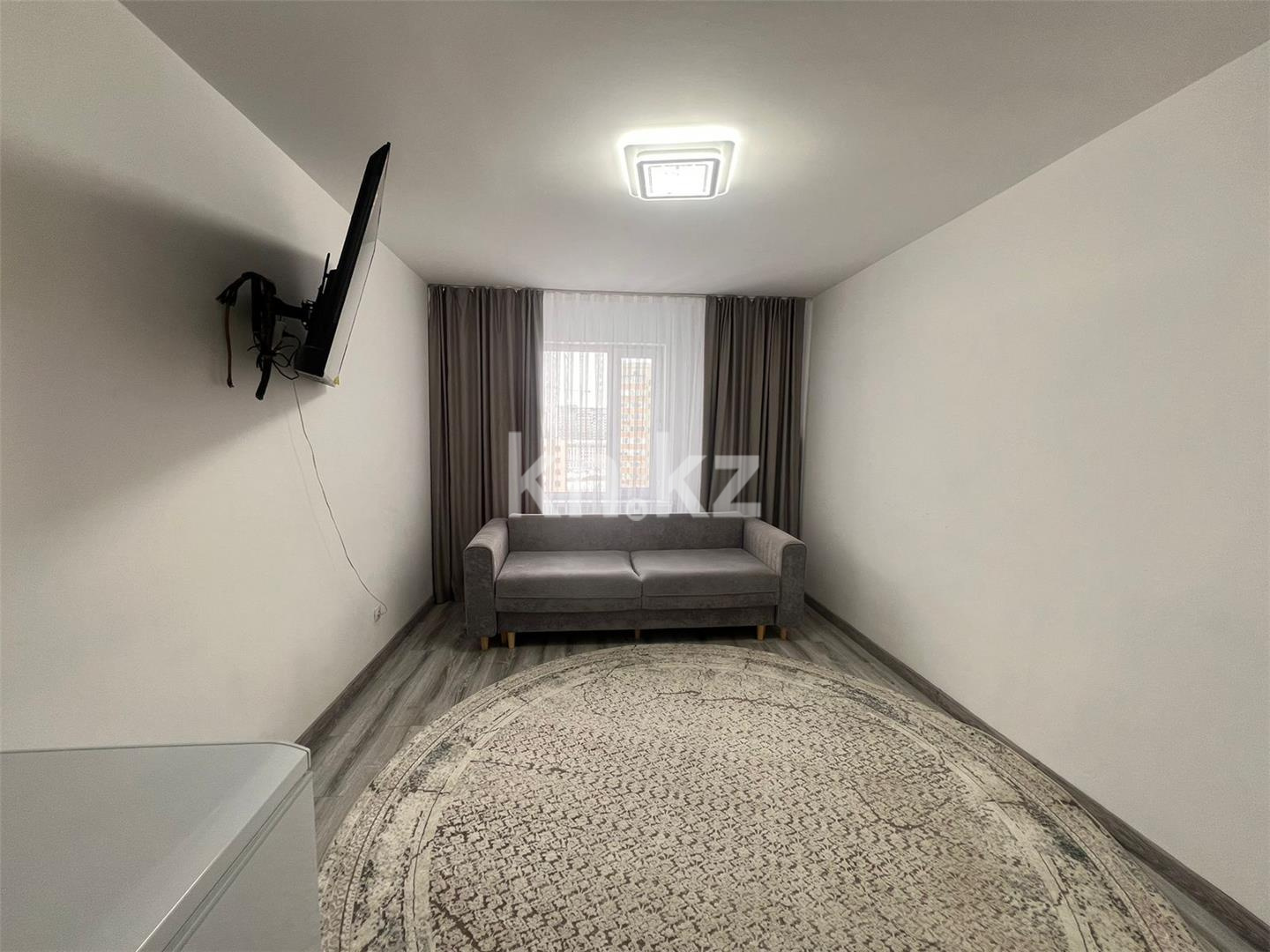 Продажа 3-комнатной квартиры, 89 м², пр. Шахтеров, дом  60 в Караганде - фото 5