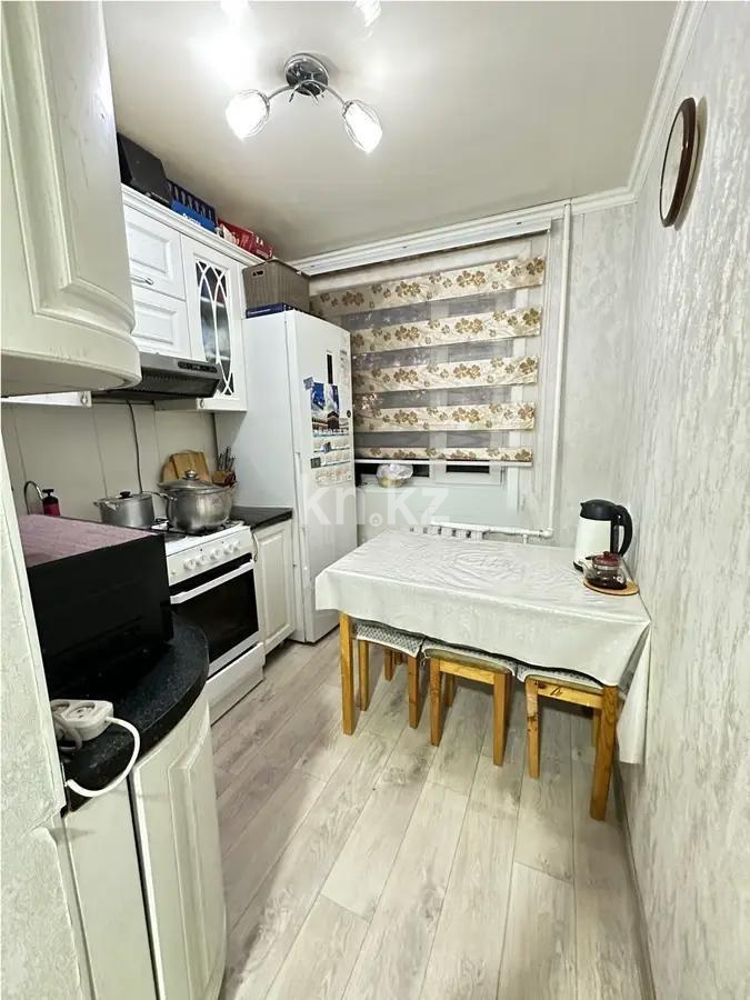 Продажа 3-комнатной квартиры, 61 м², мкр-н Восток-2, дом  6 в Караганде - фото 4