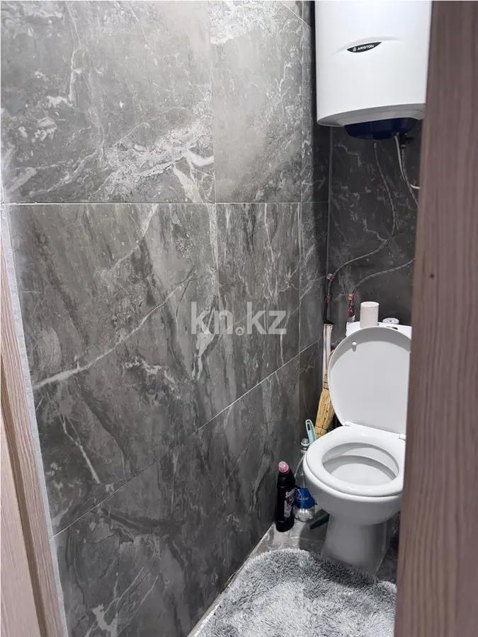 Продажа 2-комнатной квартиры, 47 м², 2 мкр-н, дом  28 в Абае - фото 4