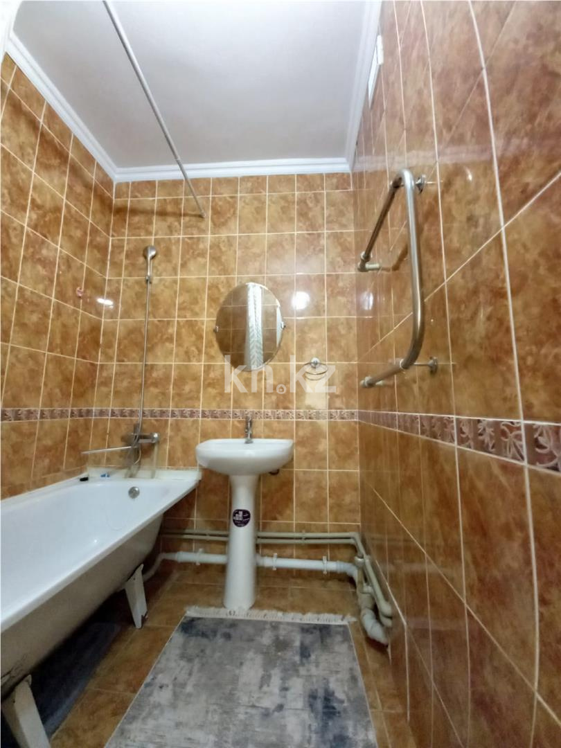 Продажа 2-комнатной квартиры, 52 м², ул. Айнакол в Астане - фото 9