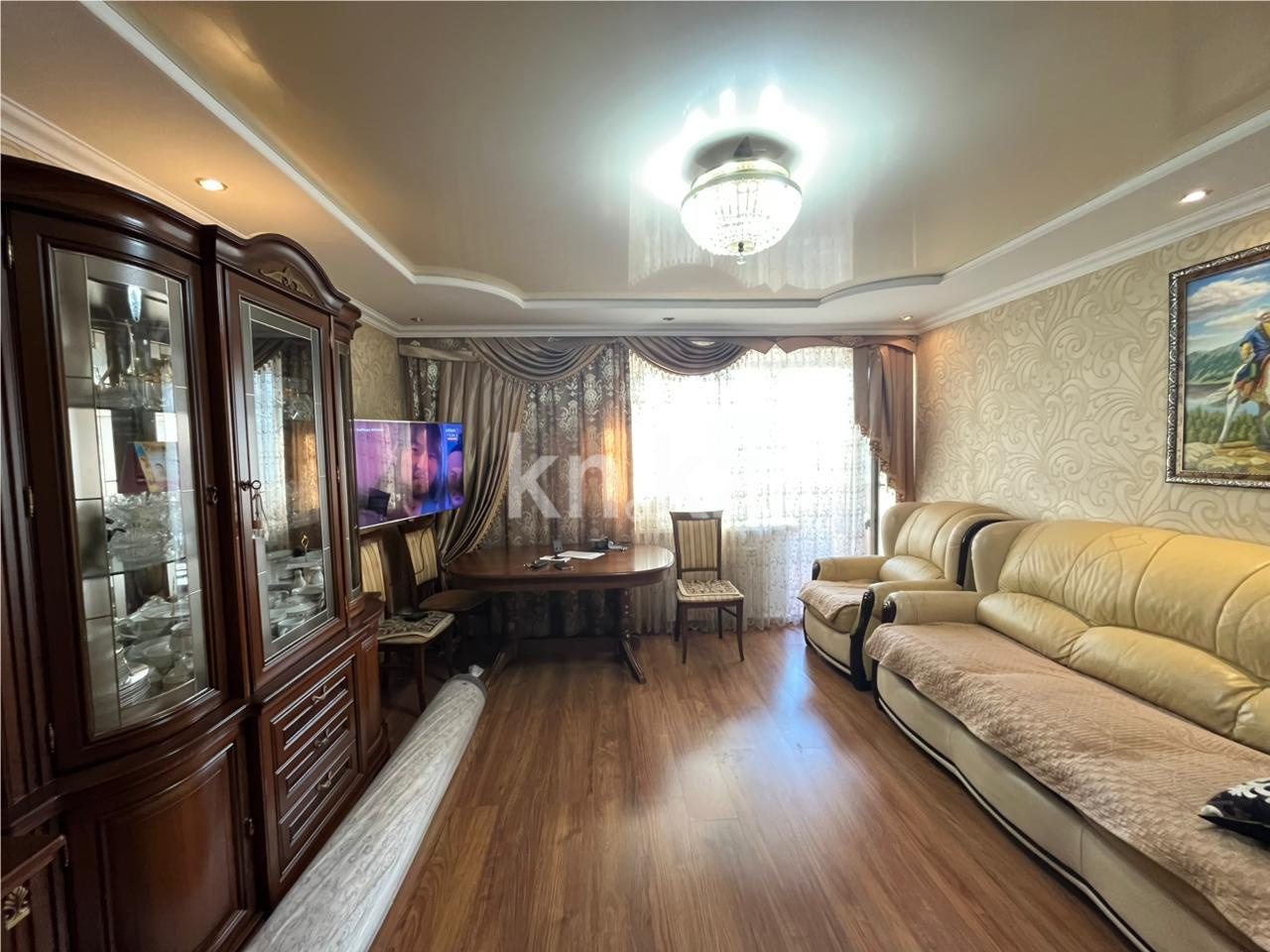 Продажа 4-комнатной квартиры, 72 м² в Караганде