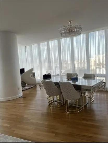 Продажа 4-комнатной квартиры, 170.4 м² в Алматы - фото 2