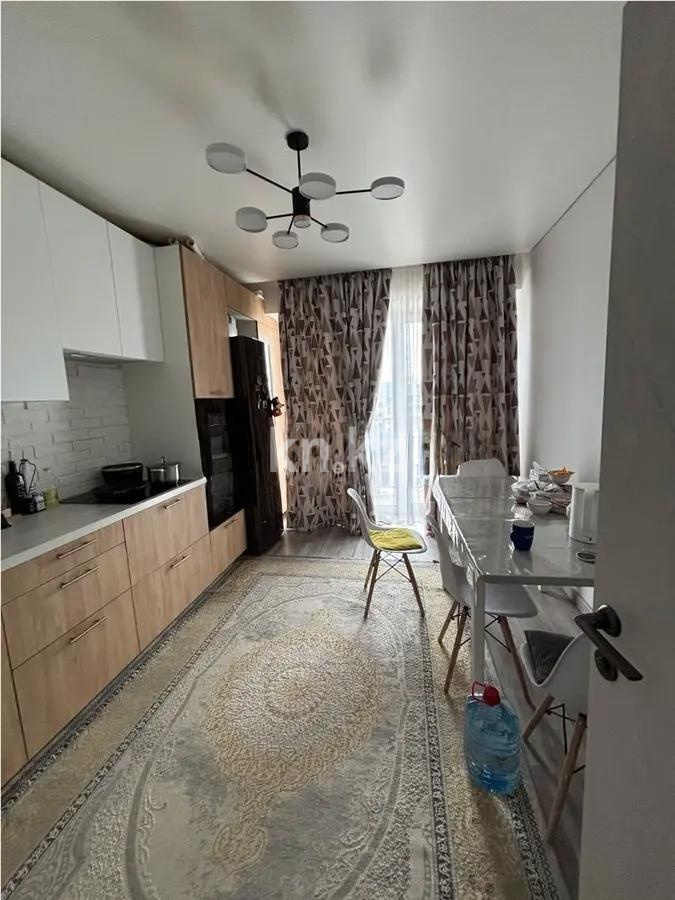 Продажа 3-комнатной квартиры, 90 м² в Алматы - фото 2