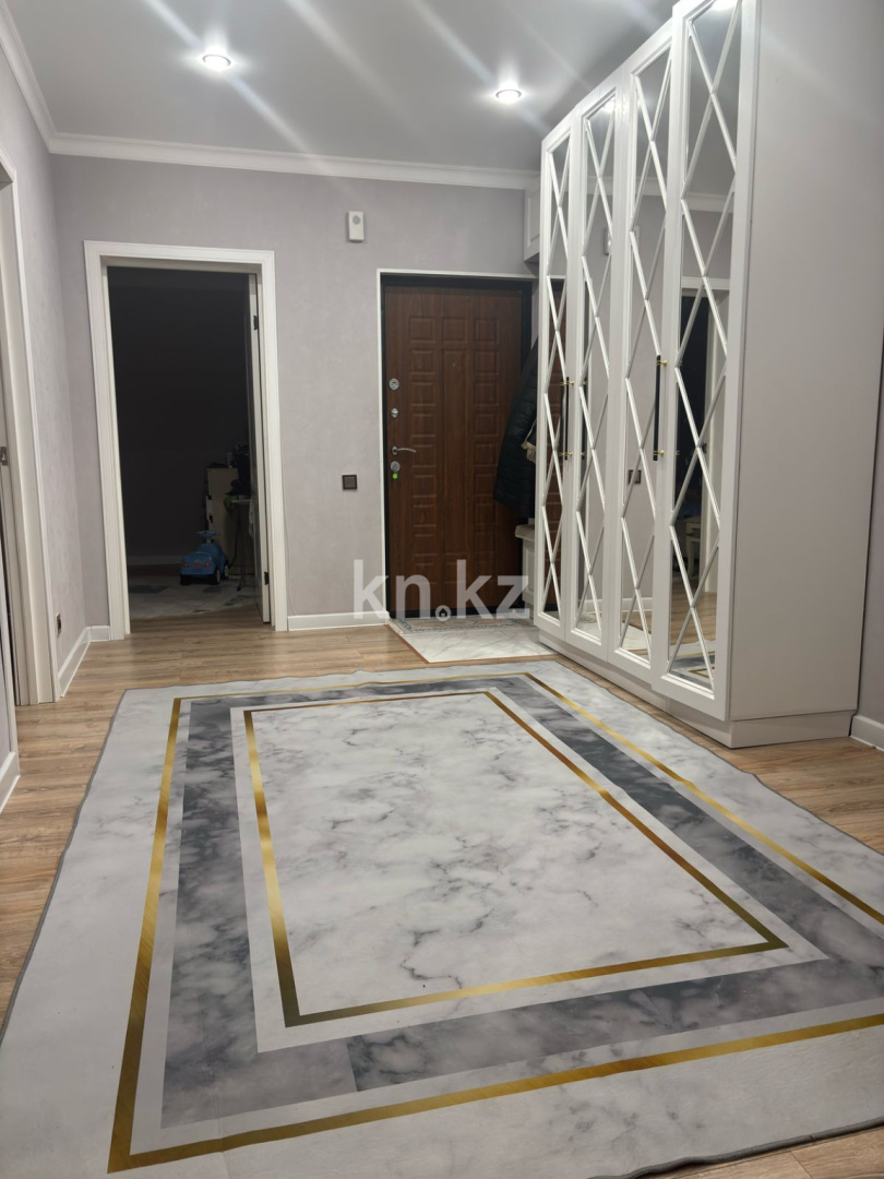 Продажа 3-комнатной квартиры, 83 м², ул. Сатыбалдина, дом  28/4 в Караганде - фото 11