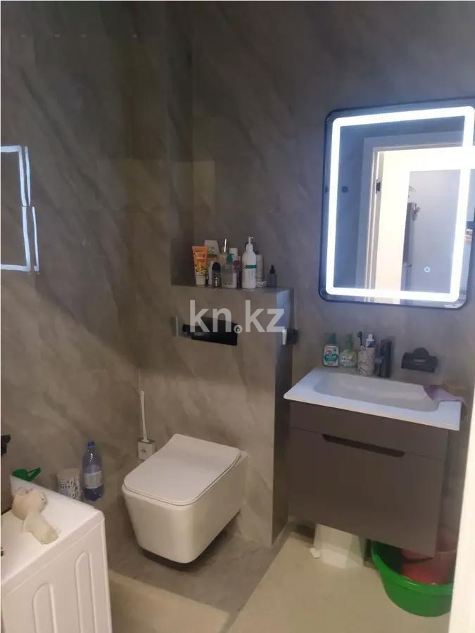 Продажа 2-комнатной квартиры, 45 м², ул. Байтурсынова, дом  18 в Астане - фото 4