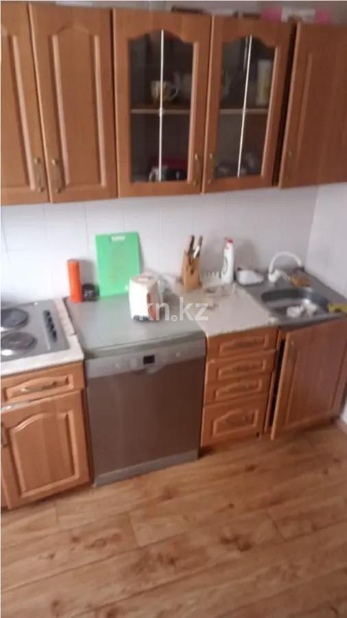 Продажа 3-комнатной квартиры, 70 м², мкр. Гульдер-1, дом  4 в Караганде - фото 3