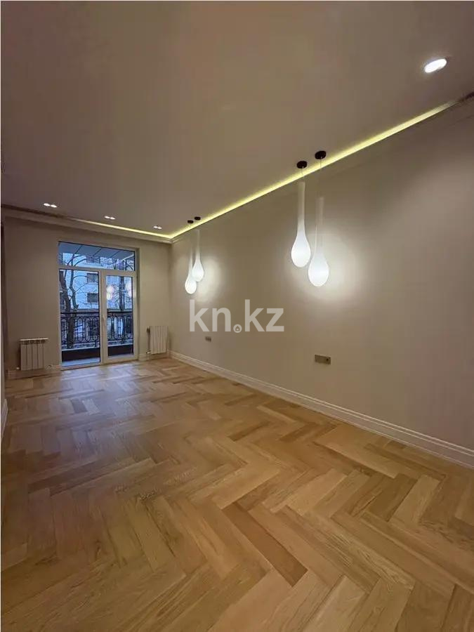 Продажа 4-комнатной квартиры, 255.7 м², ул. Тулебаева, дом  95/1 в Алматы - фото 2