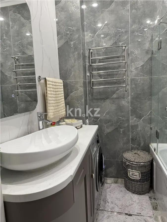 Продажа 4-комнатной квартиры, 141 м², ул. Сейфуллина, дом  8 в Астане - фото 3