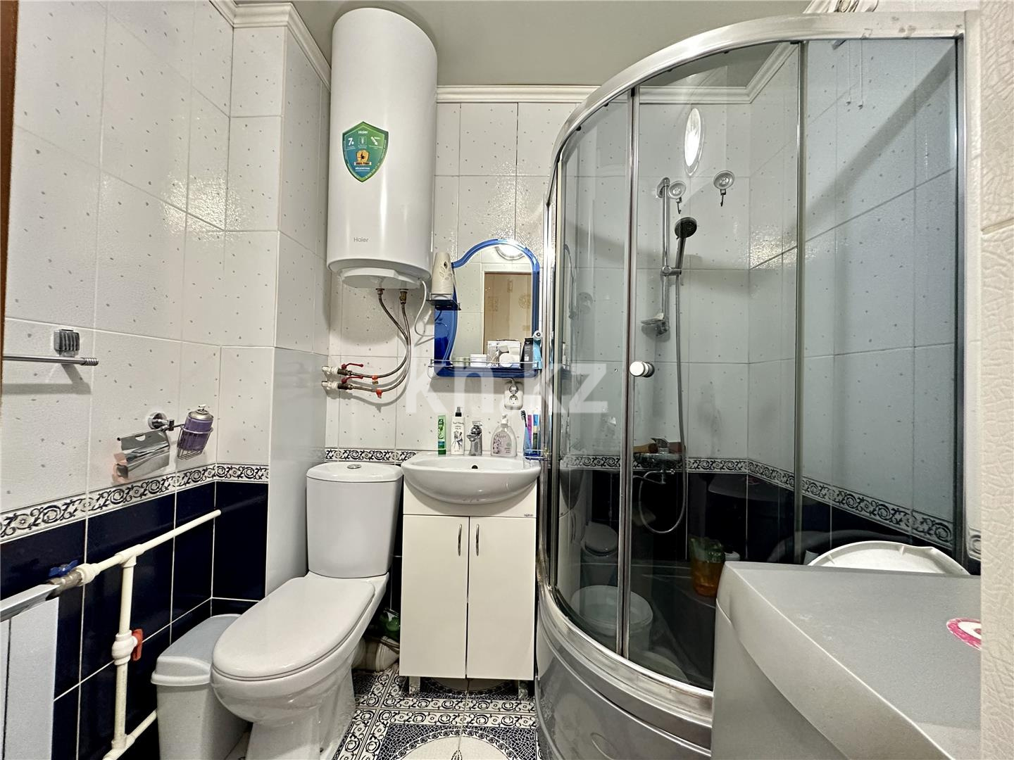 Продажа 2-комнатной квартиры, 43 м², мкр-н 17 в Караганде - фото 10