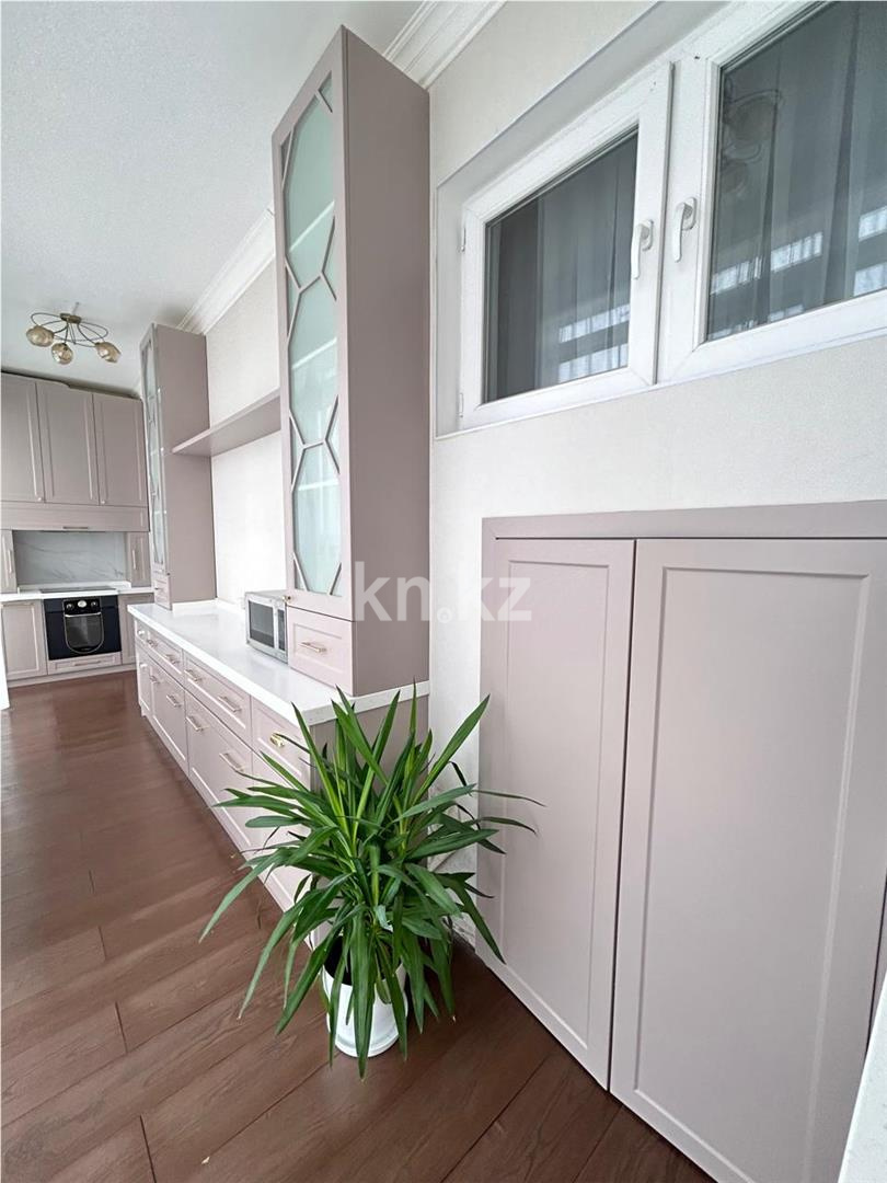 Продажа 5-комнатной квартиры, 223.3 м², ул. Керей, Жанибек хандар в Астане - фото 16