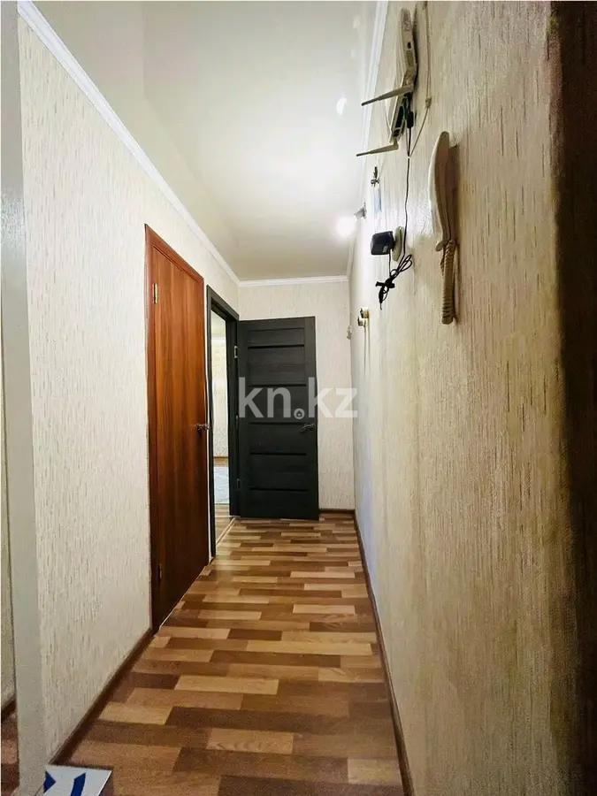 Продажа 2-комнатной квартиры, 44 м², 16 мкр., дом  37 в Караганде - фото 6